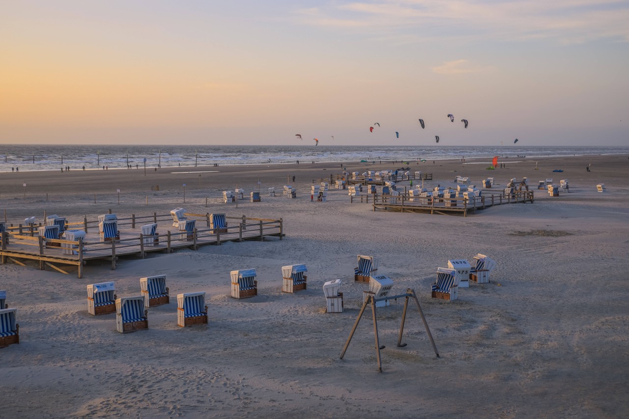 Abendstimmung am Strand von Sankt Peter-Ording.