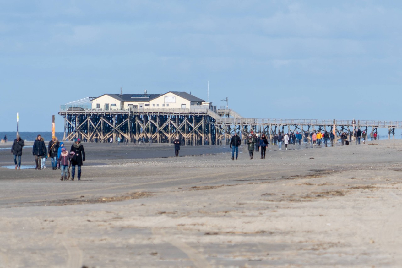 In Sankt Peter-Ording sind seit diesem Mai-Wochenende Urlauber wieder willkommen.