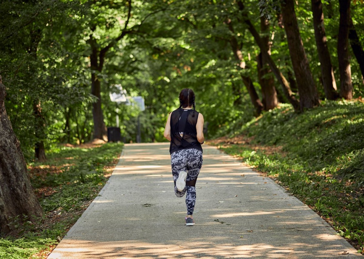 Schleswig-Holstein Joggerin.jpg