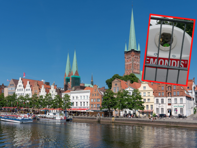 Schleswig-Holstein Lübeck Altglas Container.png