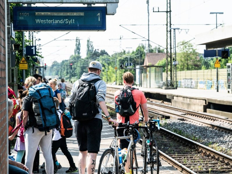 Sylt Bahn Ausfall Elmshorn.jpg