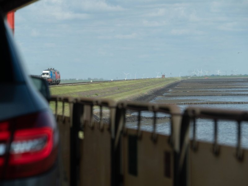 Sylt Nordsee Autozug.jpg