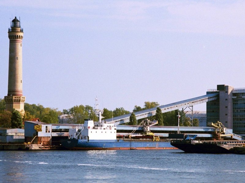 Usedom Swinemünde Leuchtturm.jpg