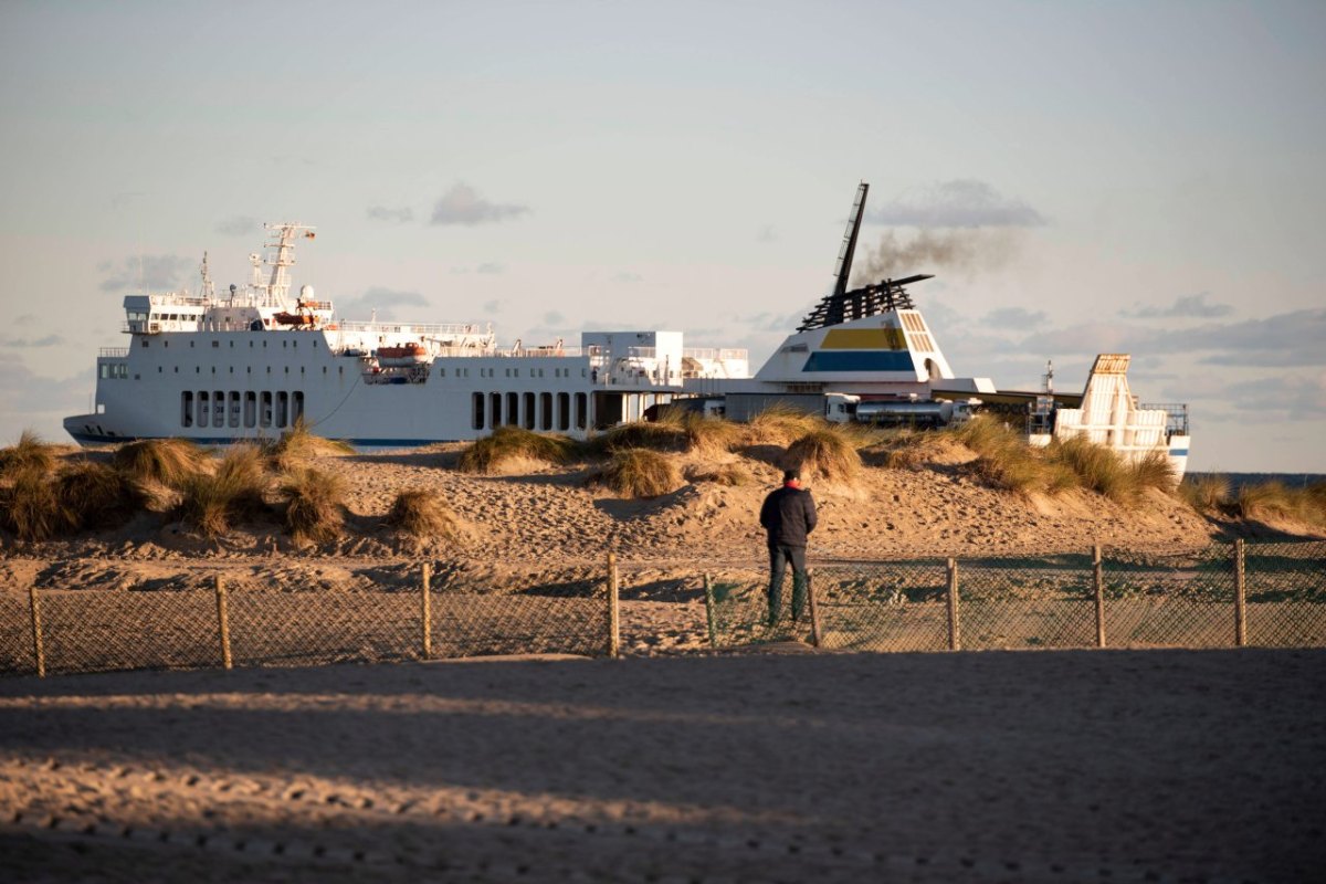 Warnemünde Ostsee.jpg