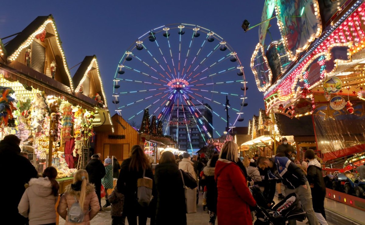 Weihnachtsmarkt Rostock.jpg