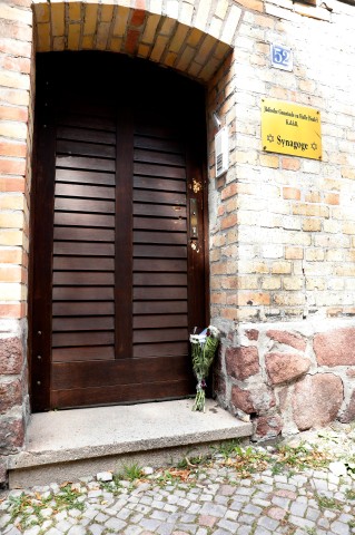 Der 9. Oktober markierte den Jahrestag des Anschlags von Halle, hier die Tür der Synagoge