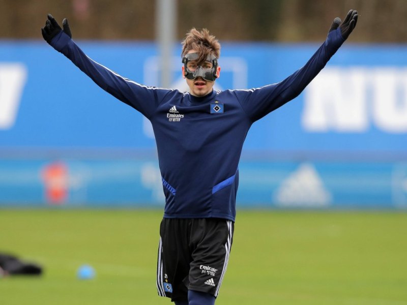 hamburger-sv-adrian-fein.jpg