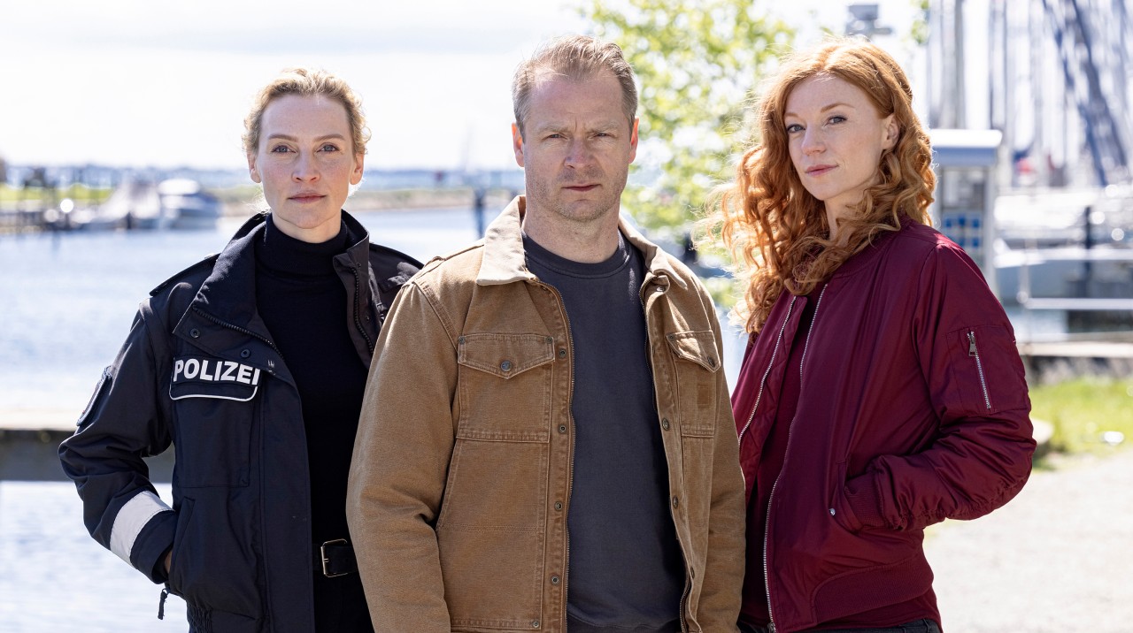 Jana Klinge (Hannah Wagner), Hinnerk Schönemann (Hauke Jacobs), Marleen Lohse (Jule Christiansen) spielen bei Nord bei Nordwest in den Hauptrollen. 