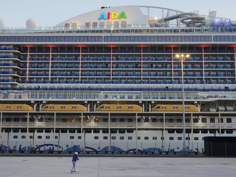 Aida Corona.jpg