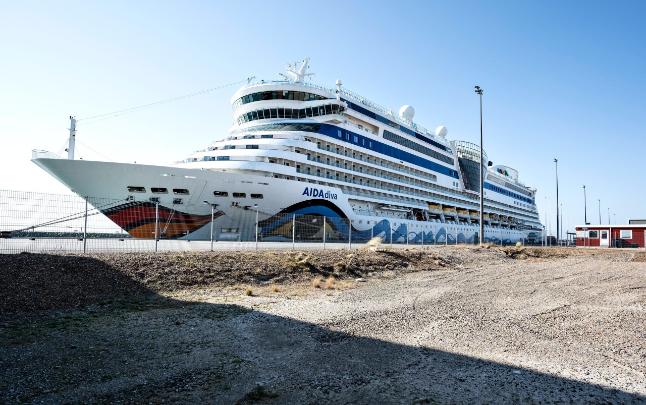 Für Passagiere der „Aida Diva“ gibt es auf der ersten Reise nach dem Restart gleich doppelte schlechte Nachrichten.