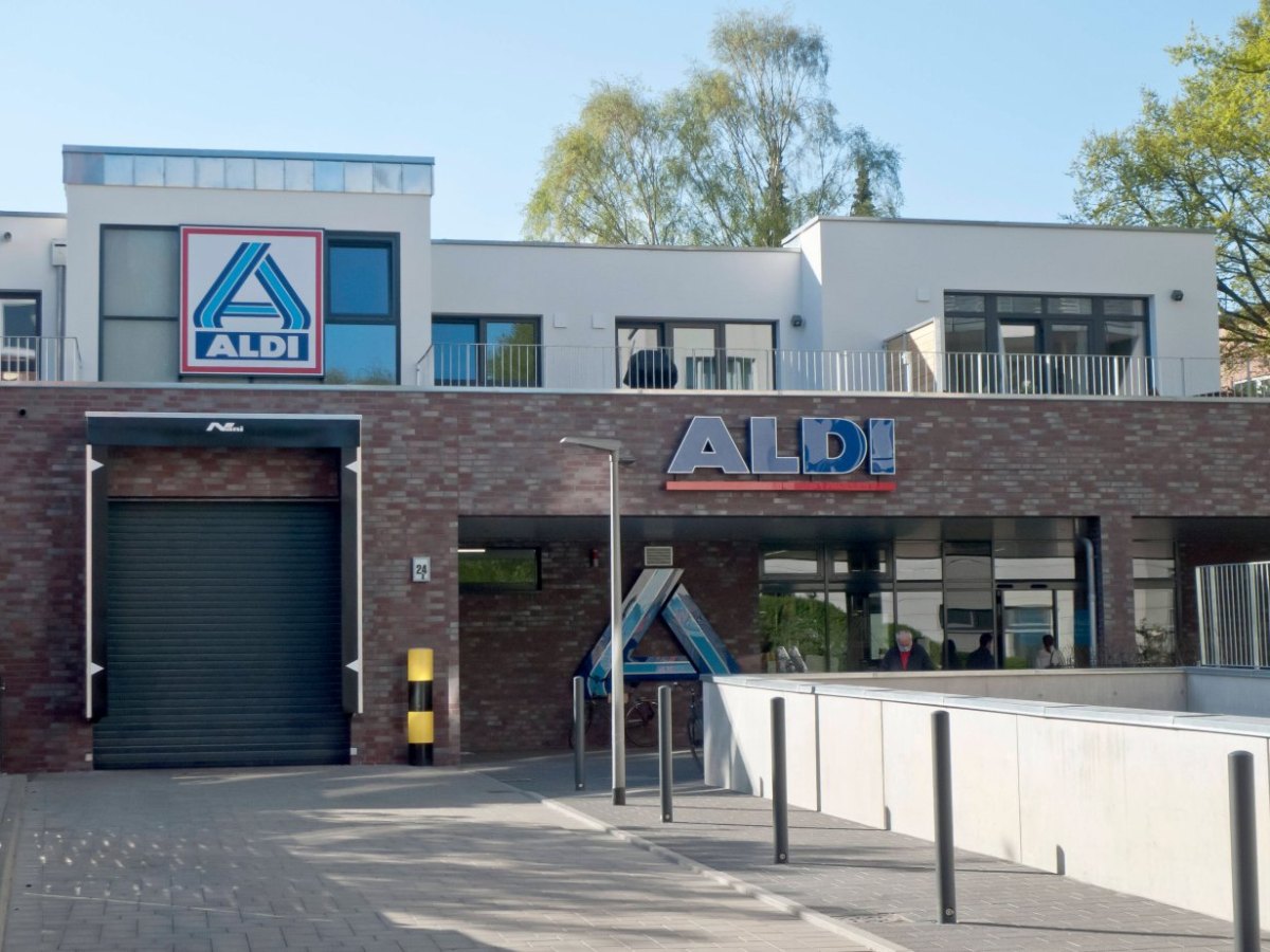 Aldi Hamburg Parkplatz Kritik.jpg