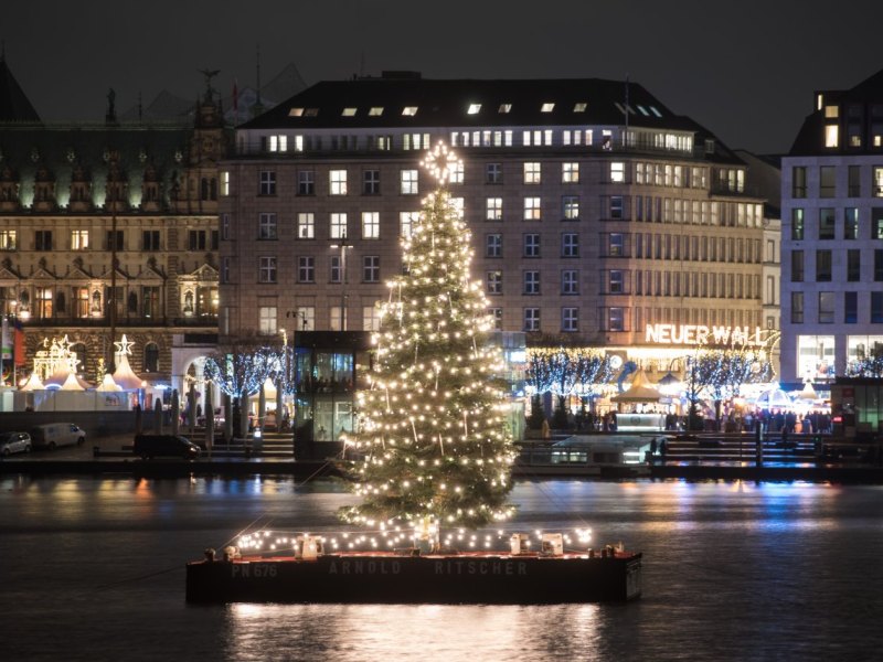 Alster Weihnachtsbaum.jpg
