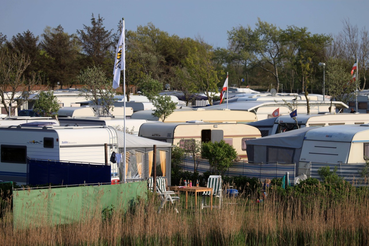 Die Baumaßnahmen auf einem Campingplatz auf Fehmarn sorgen für Ärger (Symbolbild).