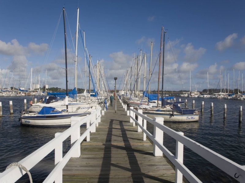 Fehmarn Attraktion Burgtiefe Leuchtturm.jpg