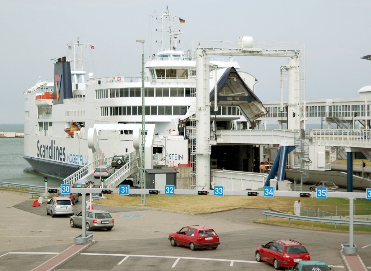 Fehmarn Hamburg Grenze Ostsee Dänemark Puttgarden