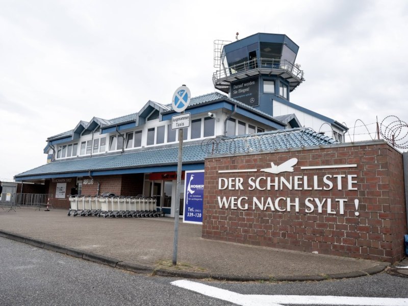 Flughanfen Sylt.jpg