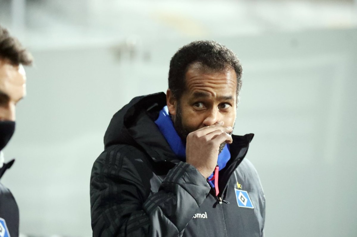 HSV-Coach Daniel Thioune.jpg