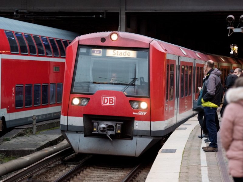 HVV Sternschanze Dammtor Bergedorf Aumühle Hauptbahnhof Neugraben Buxtehude Streckensperrung Bauarbeiten