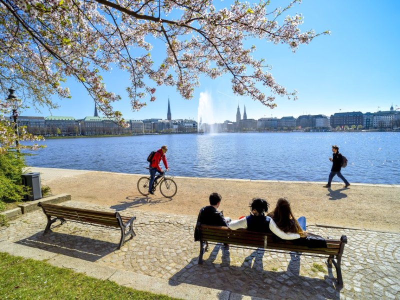 Hamburg Alster.jpg