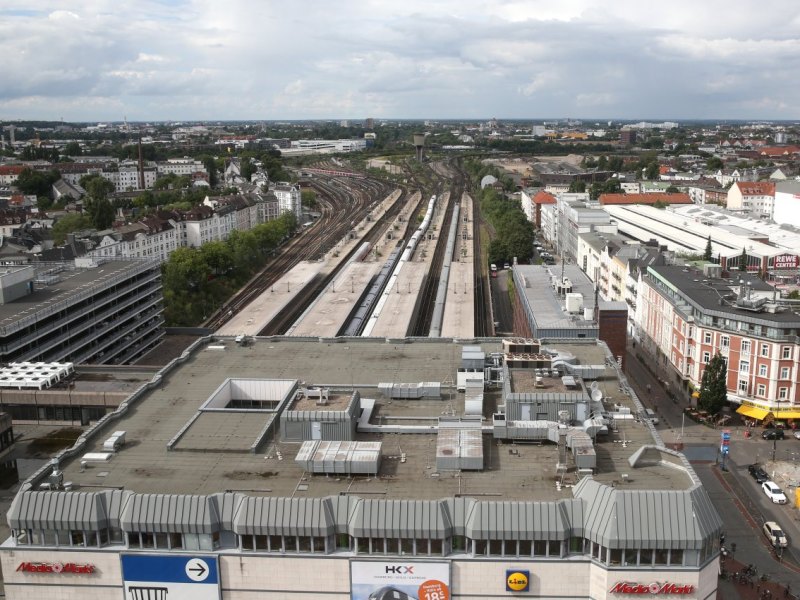 Hamburg Bahnhof Altona.jpg
