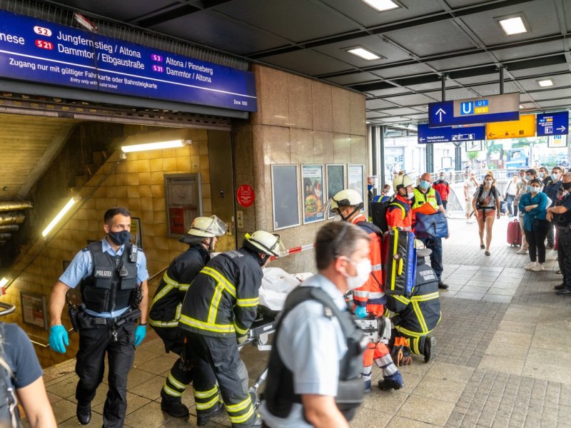 Hamburg Bahnhof.jpeg