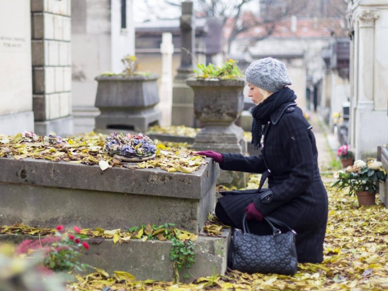 Hamburg Friedhof Gestecke.jpg