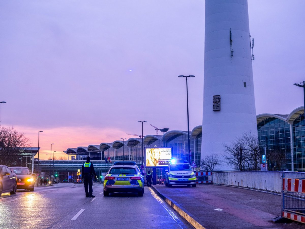 Hamburg Heinrich-Hertz-Turm Telemichel Polizei Feuerwehr