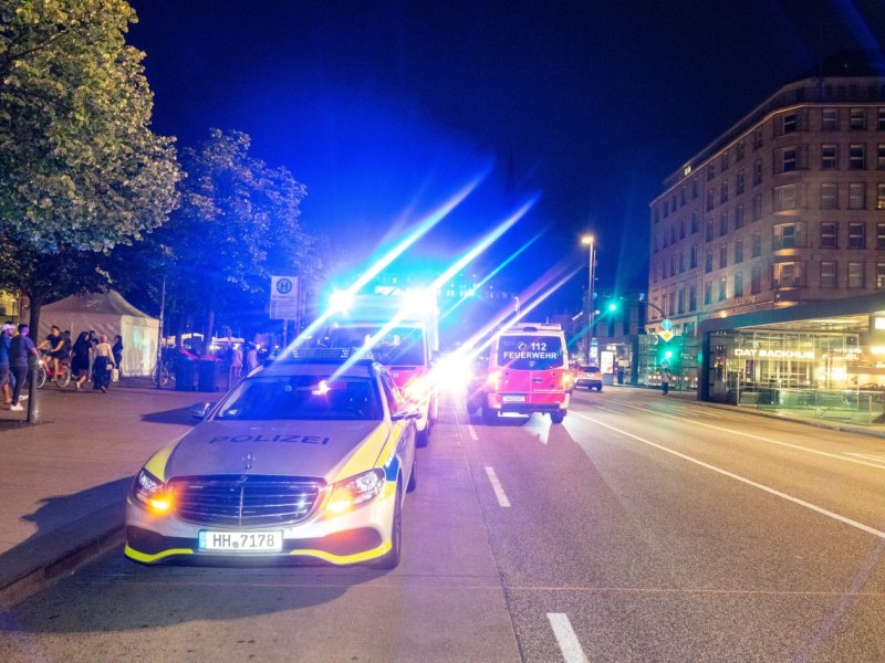 Hamburg Jungfernstieg.jpeg