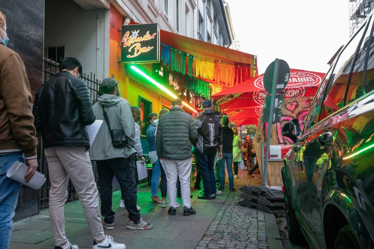 Hamburg Reeperbahn St. Pauli Impfaktion Wunderbar Pizza Pauli Talstraße