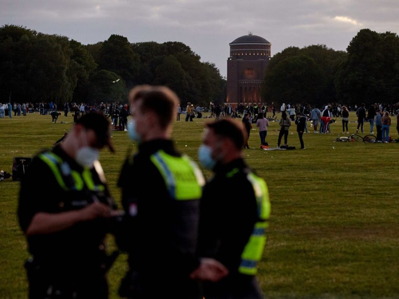 Hamburg Stadtpark Polizei.jpg