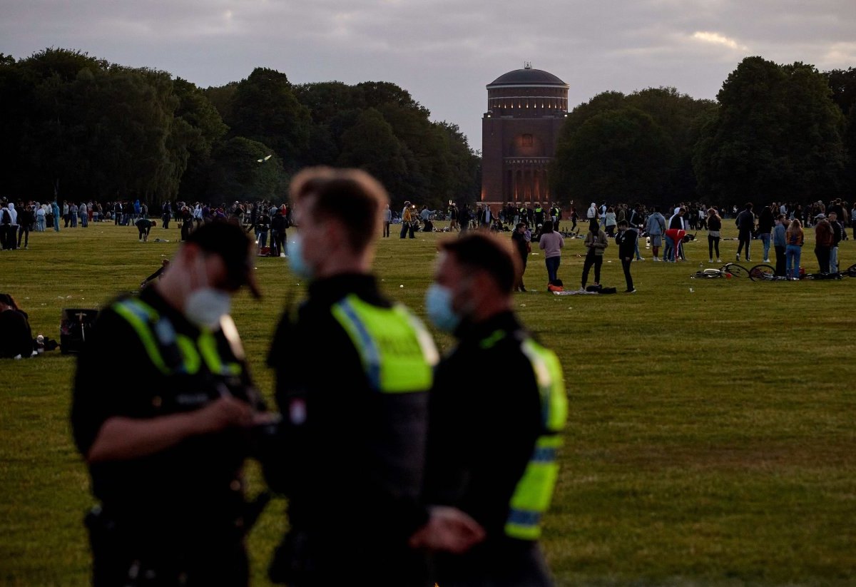 Hamburg Stadtpark Polizei.jpg