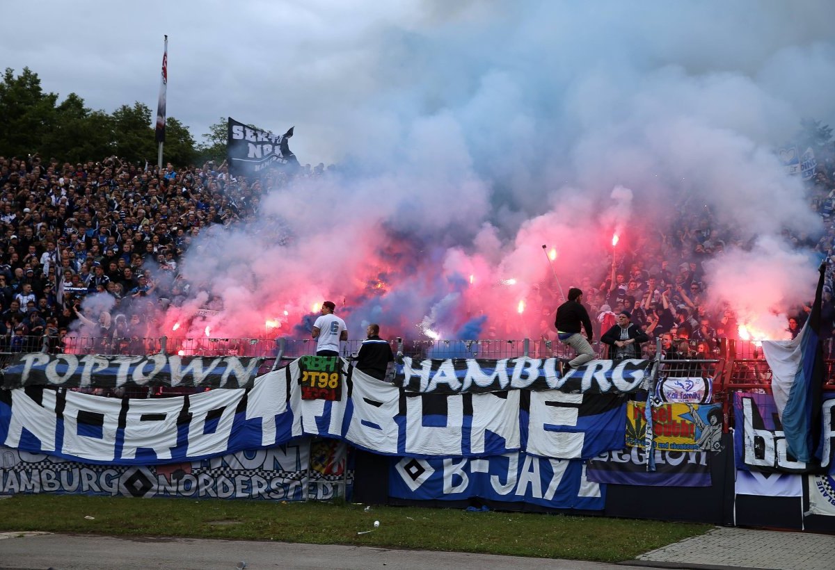 Hamburger-Sv-pyrotechnik-legal-fans