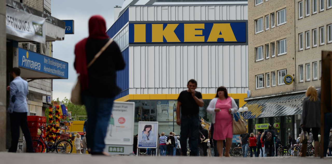 Auf dem Parkplatz des Ikea in Hamburg-Altona machte ein Mann einen grausigen Fund. 