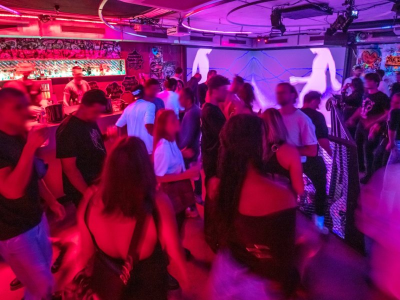 Kiel Corona Party.jpg