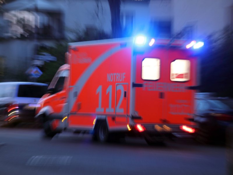 Mecklenburg-Vorpommern Mysteriöser Unfall Fußgänger Zusammenprall Auto Polizei Wismar