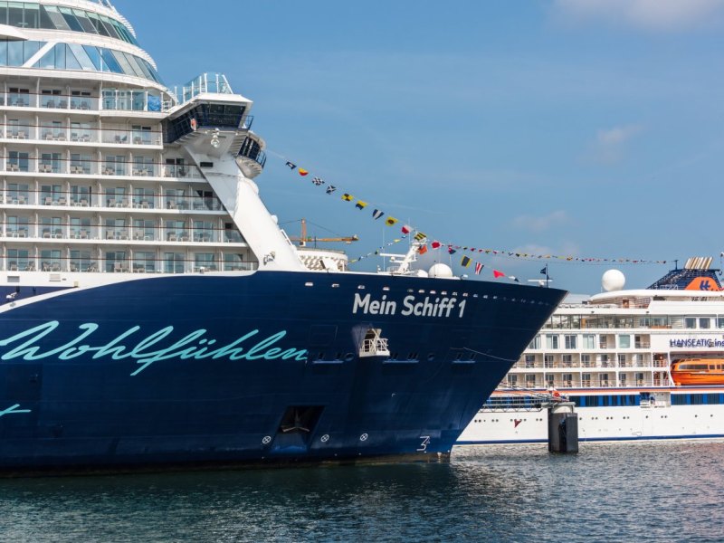 Mein Schiff 1 Kiel.jpg