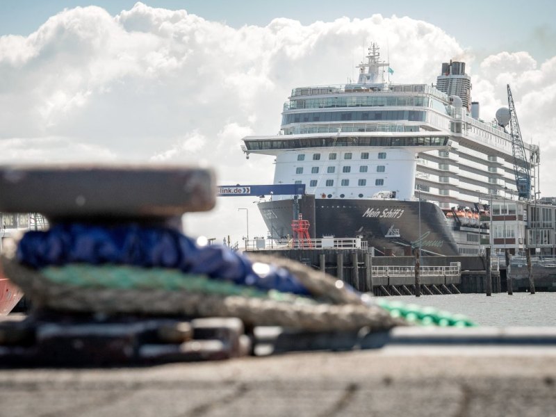 Mein Schiff Krasse Szenen Eskalation Lage Quarantäne Kreuzer Cuxhaven Tui Randale
