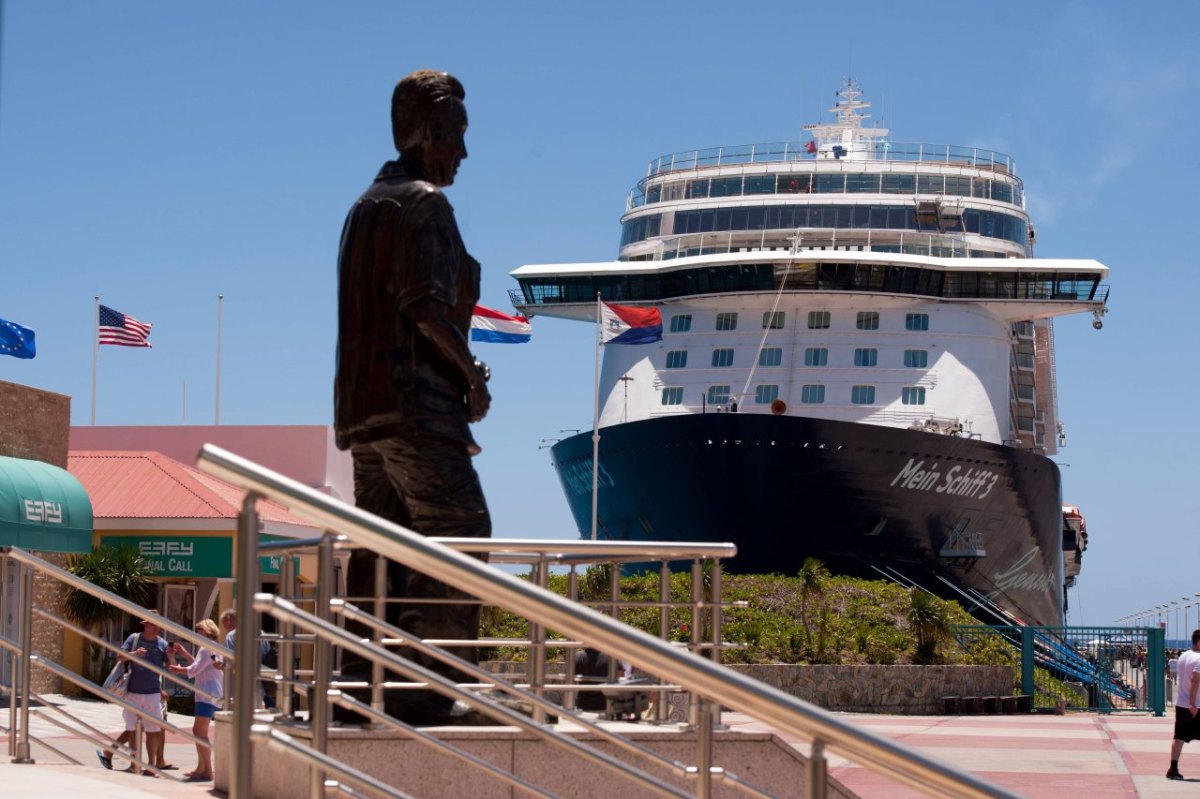 Mein Schiff Kreuzfahrt Karibik.jpg