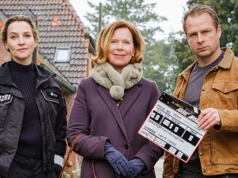 „Nord bei Nordwest“ ist der erfolgreichste Donnerstags-Krimi im Ersten. Im Bild zu sehen: Jana Klinge, Marion Kracht und Hinnerk Schönemann.