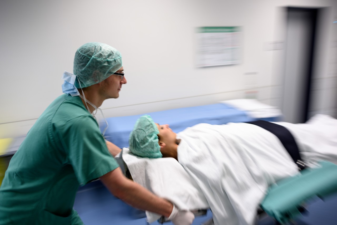 Der Pflegenotstand bringt das Bergedorfer Krankenhaus in Bedrängnis. (Symbolbild)