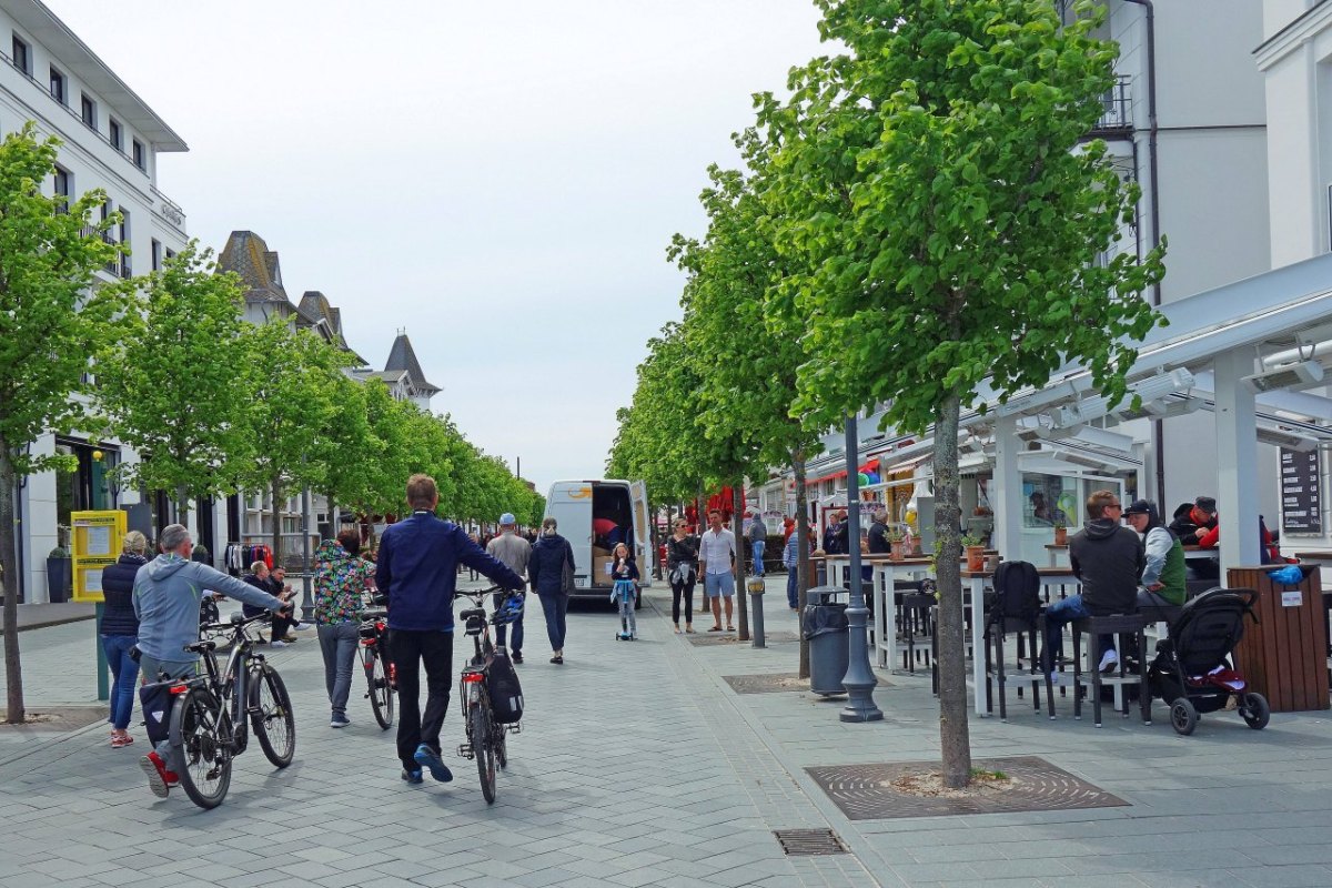 Rügen Promenade.jpg