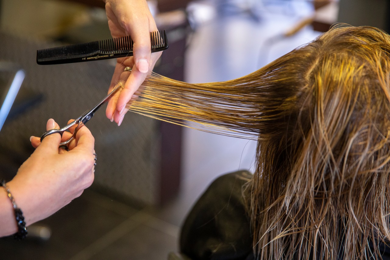 Aus und vorbei für eine Friseurin in Schwerin.