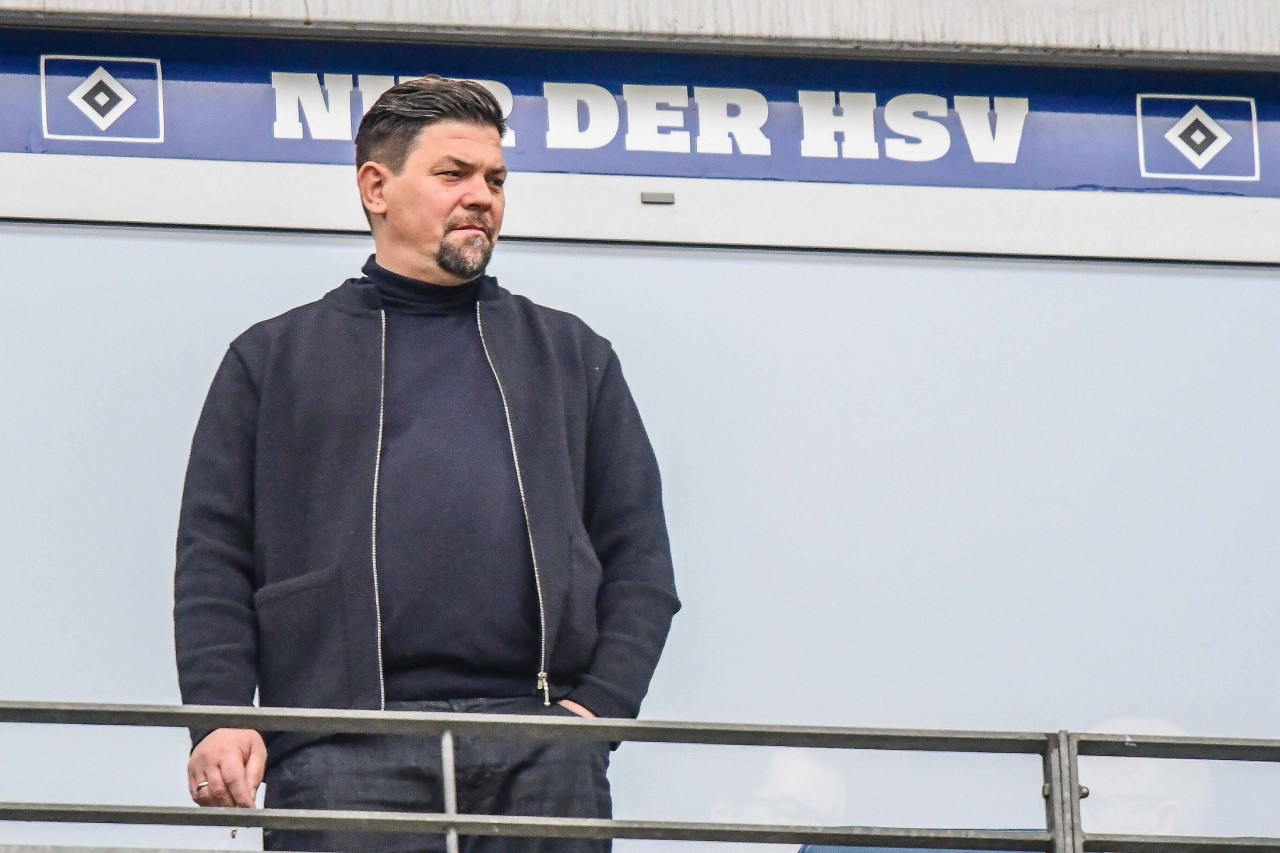 Tim Mälzer ist großer HSV-Fan – und übt Kritik an seinem Herzensverein. 