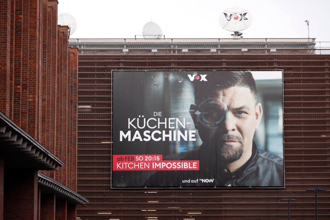 Werbung für Tim Mälzers „Kitchen Impossible“