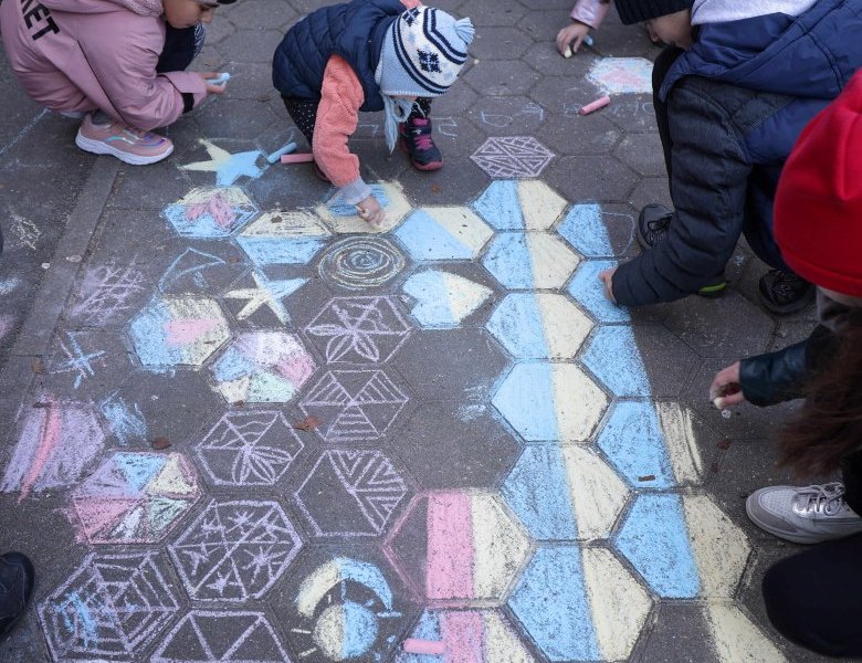 Ukraine Flüchtlinge Kinder Hamburg.jpg