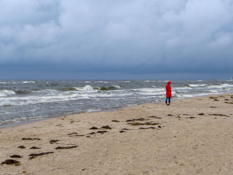 Usedom Frau Strand Urlaub.jpg
