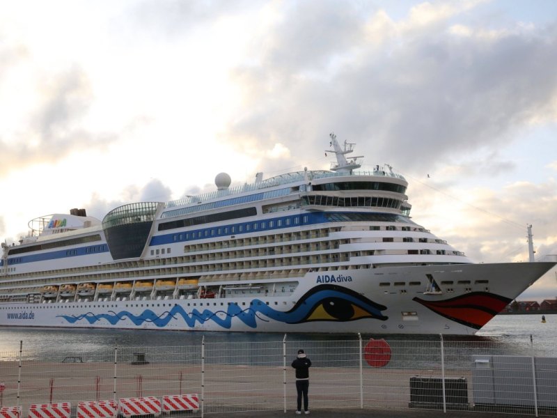 Aida Diva Warnemünde.jpg
