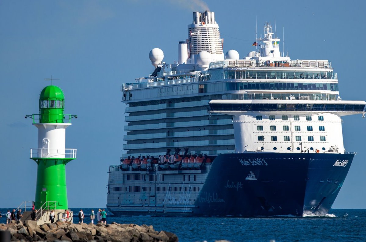 Mein Schiff.jpg