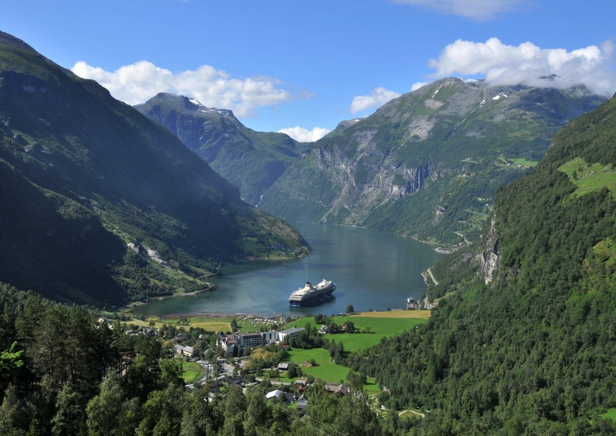 Mein Schiff.jpg