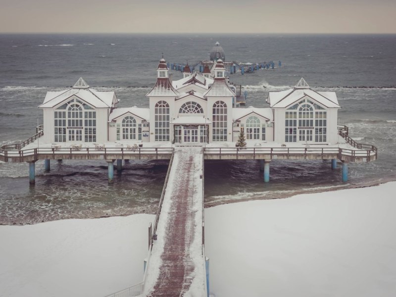 Rügen Ostsee Seebrücke Sellin.jpg